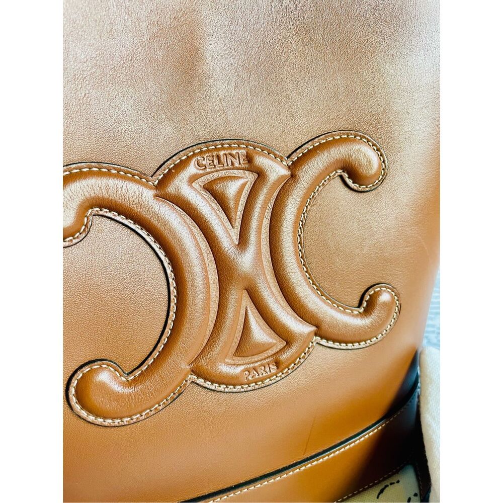 Celine Cuir Triomphe Small Calfskin Leather Bucket Crossbody Bag - Picture 4 of 12